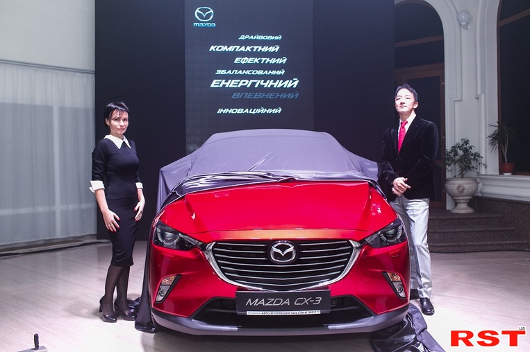 Mazda официально представила CX-3 и CX-9 в Украине