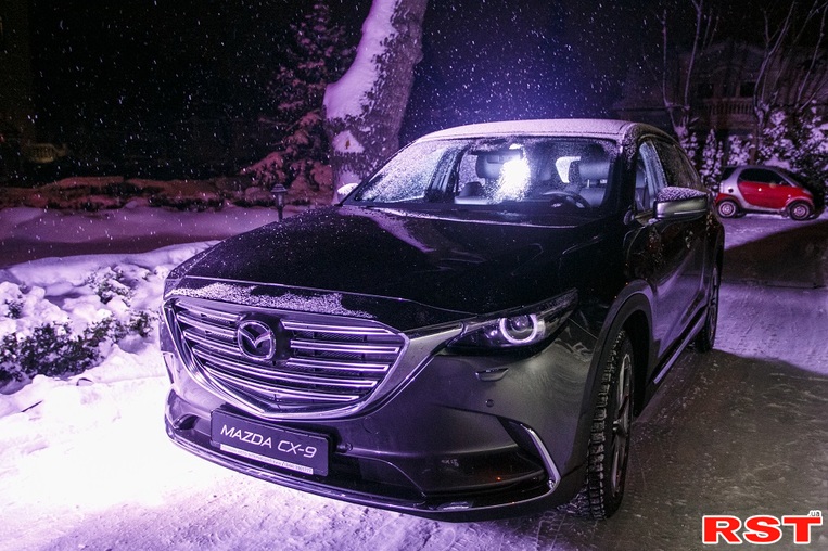 Mazda официально представила CX-3 и CX-9 в Украине