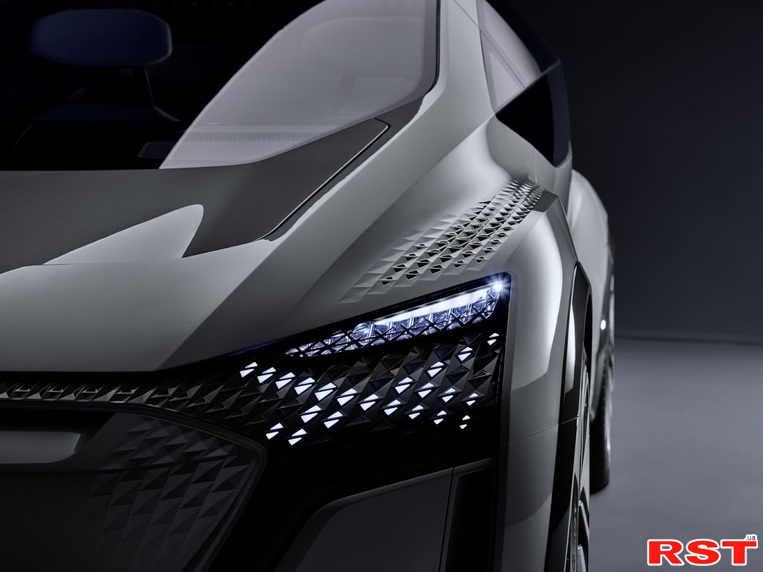 Компания Audi рассекретила электрический AI:me